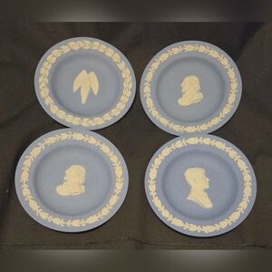 Set of 4 Decorative Wedgwood Blue Plates 4.5" Angel Shakespeare & JFK